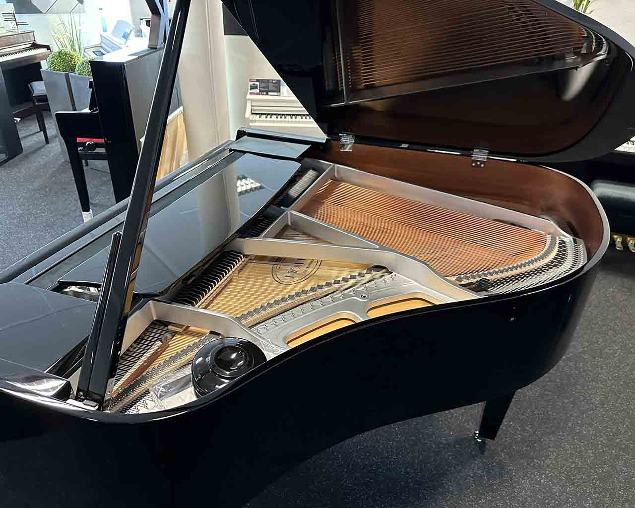 Gussplatte Seite vom Kawai GL 10 EP SL Flügel schwarz